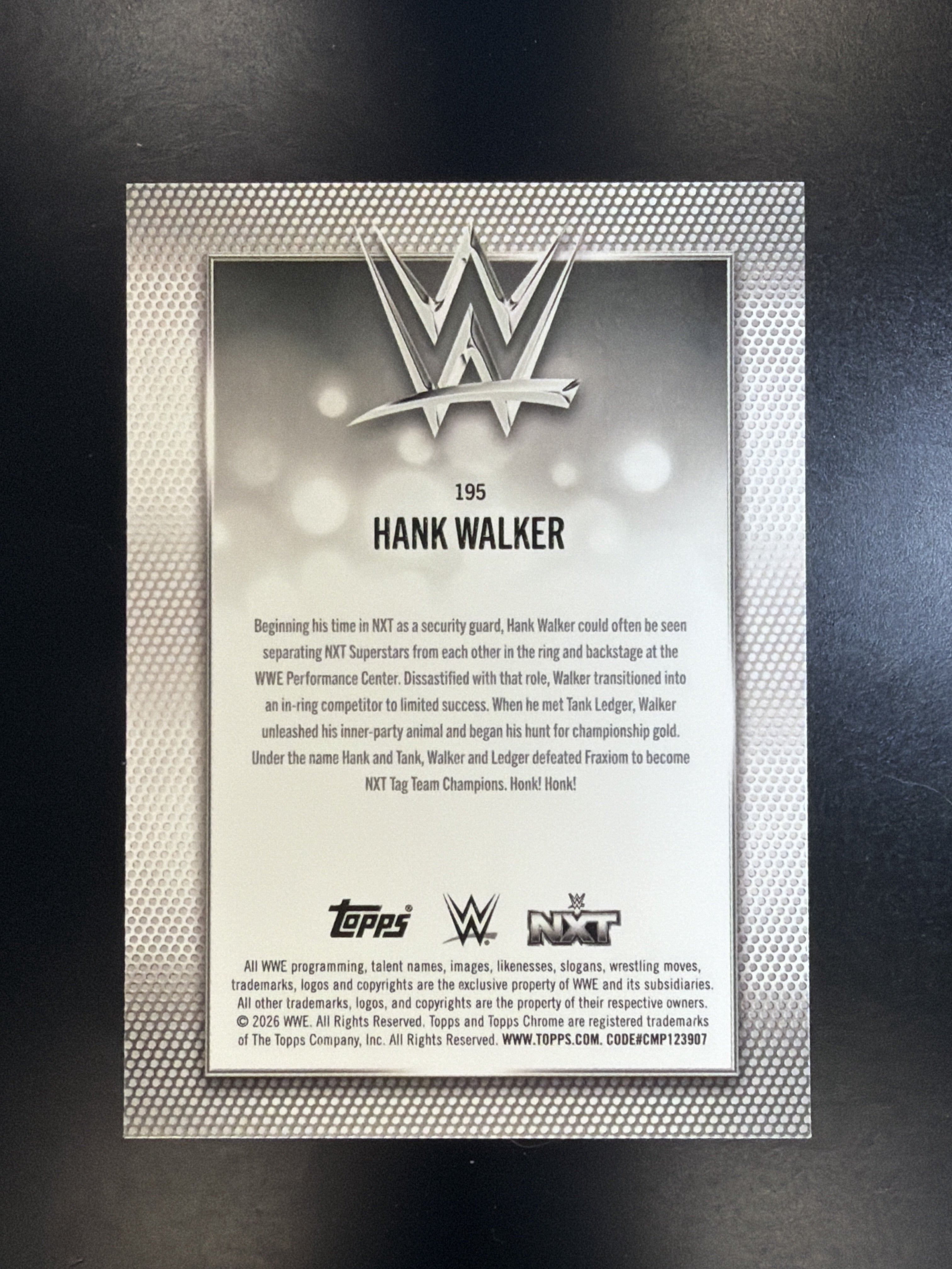 2026 Topps Chrome WWE #195 Hank Walker Diamond Plate Refractor
