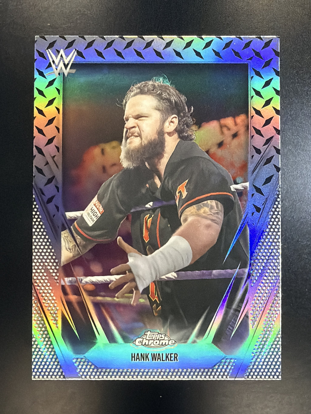 2026 Topps Chrome WWE #195 Hank Walker Diamond Plate Refractor
