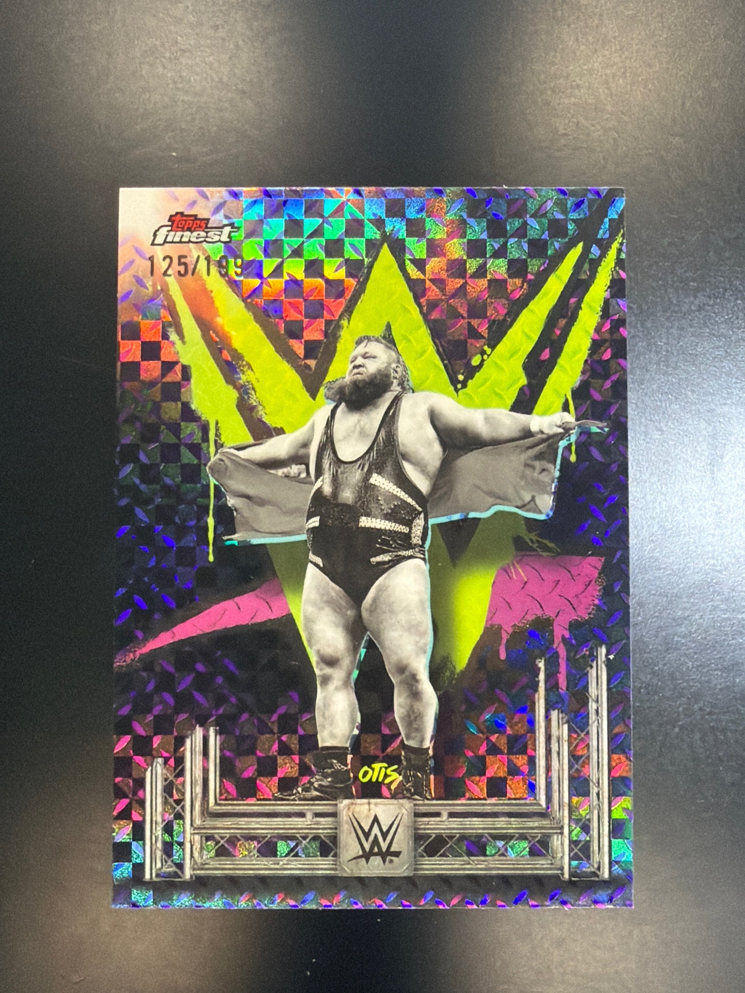 2025 Topps Finest WWE #31 Otis Purple Checkerboard #/199