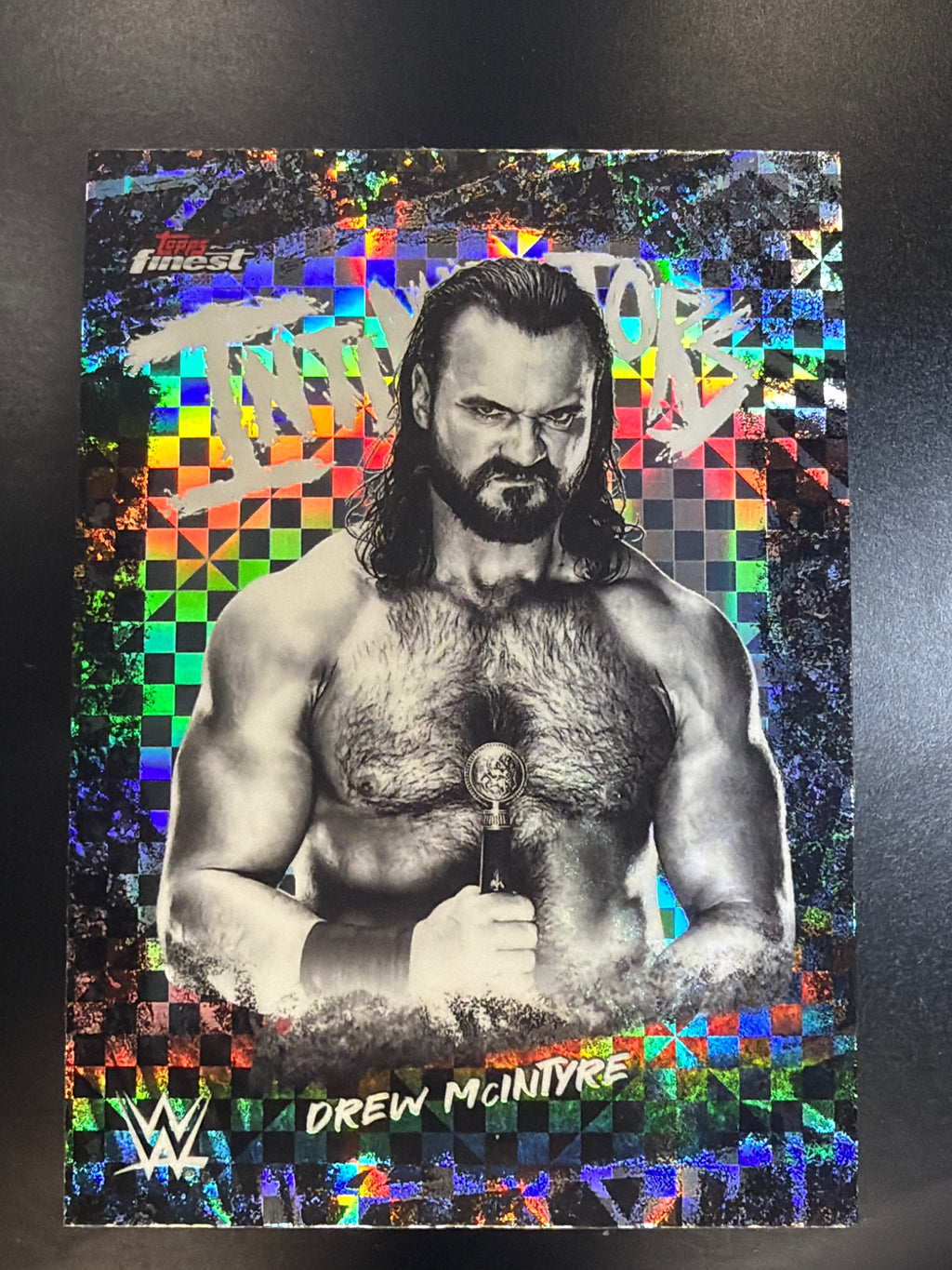 2025 Topps Finest WWE #INT-DW Drew McIntyre Intimidators Checkerboard