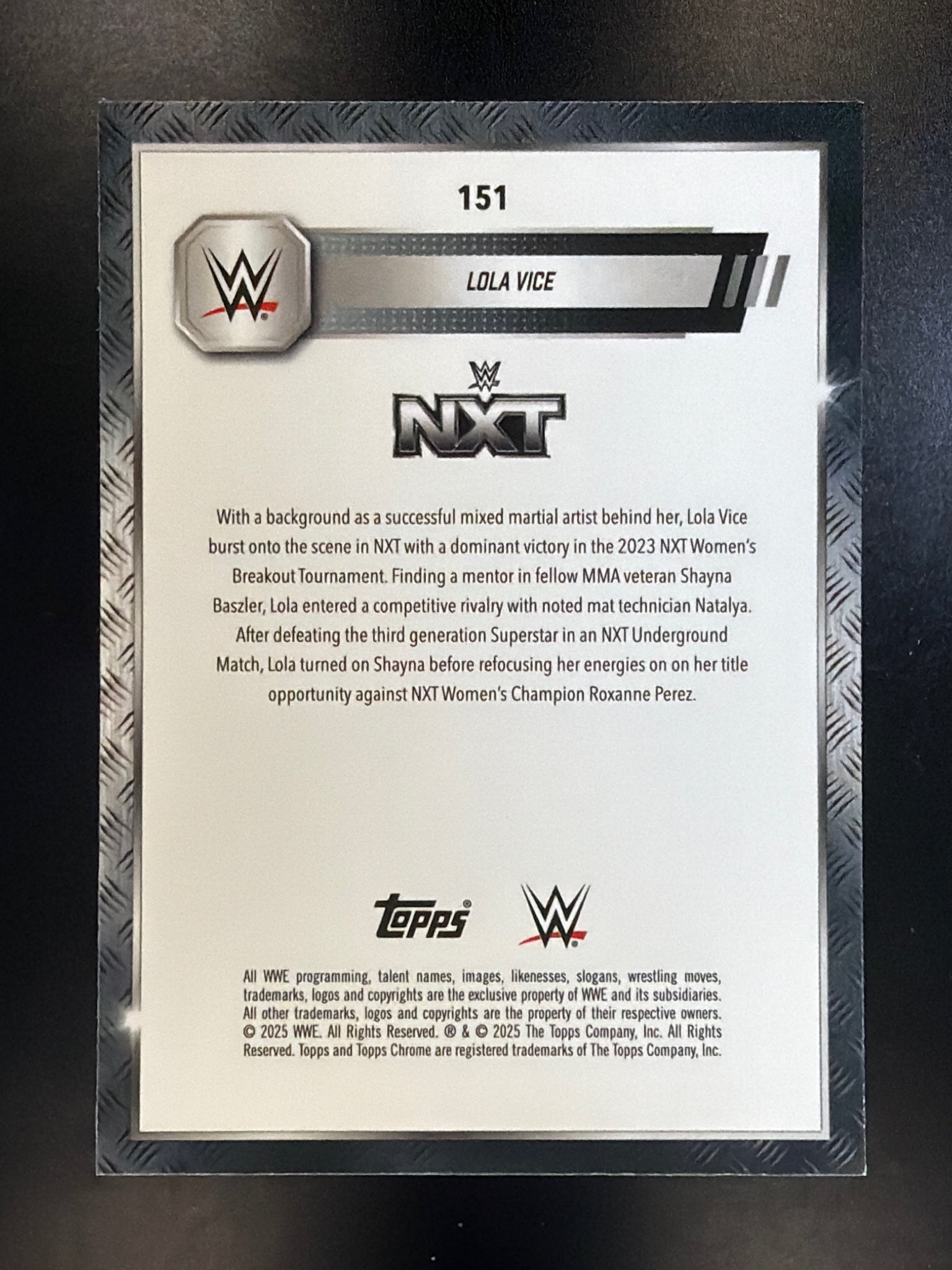 2025 Topps Chrome WWE #151 Lola Vice Red & Blue Refractor