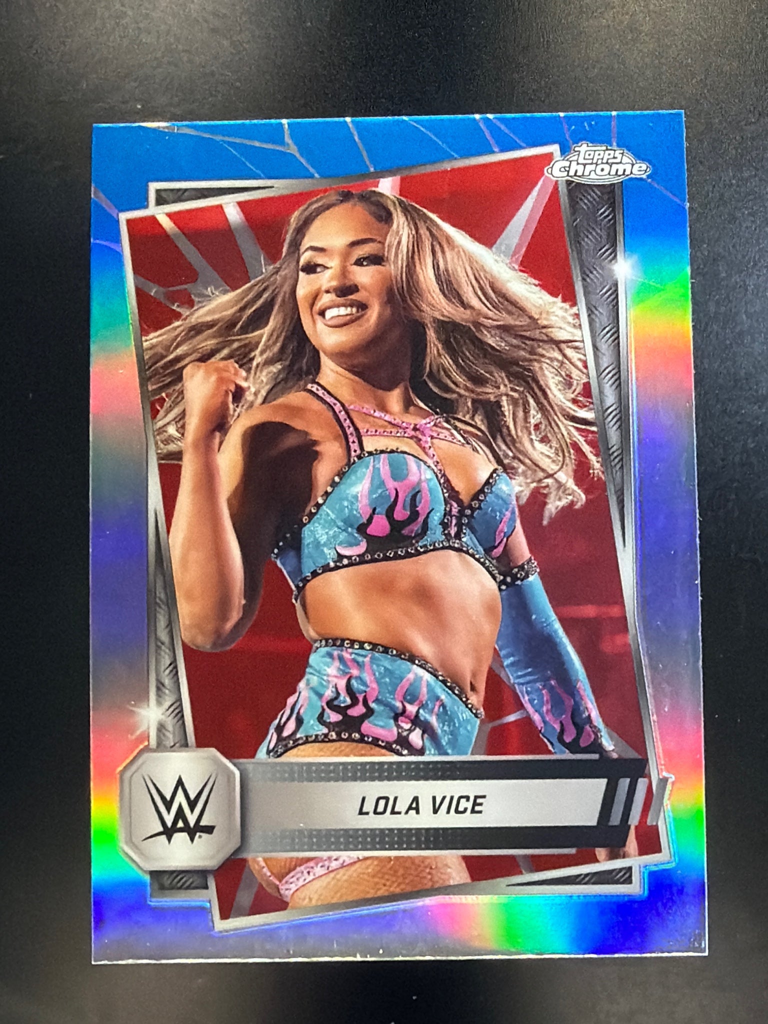 2025 Topps Chrome WWE #151 Lola Vice Red & Blue Refractor