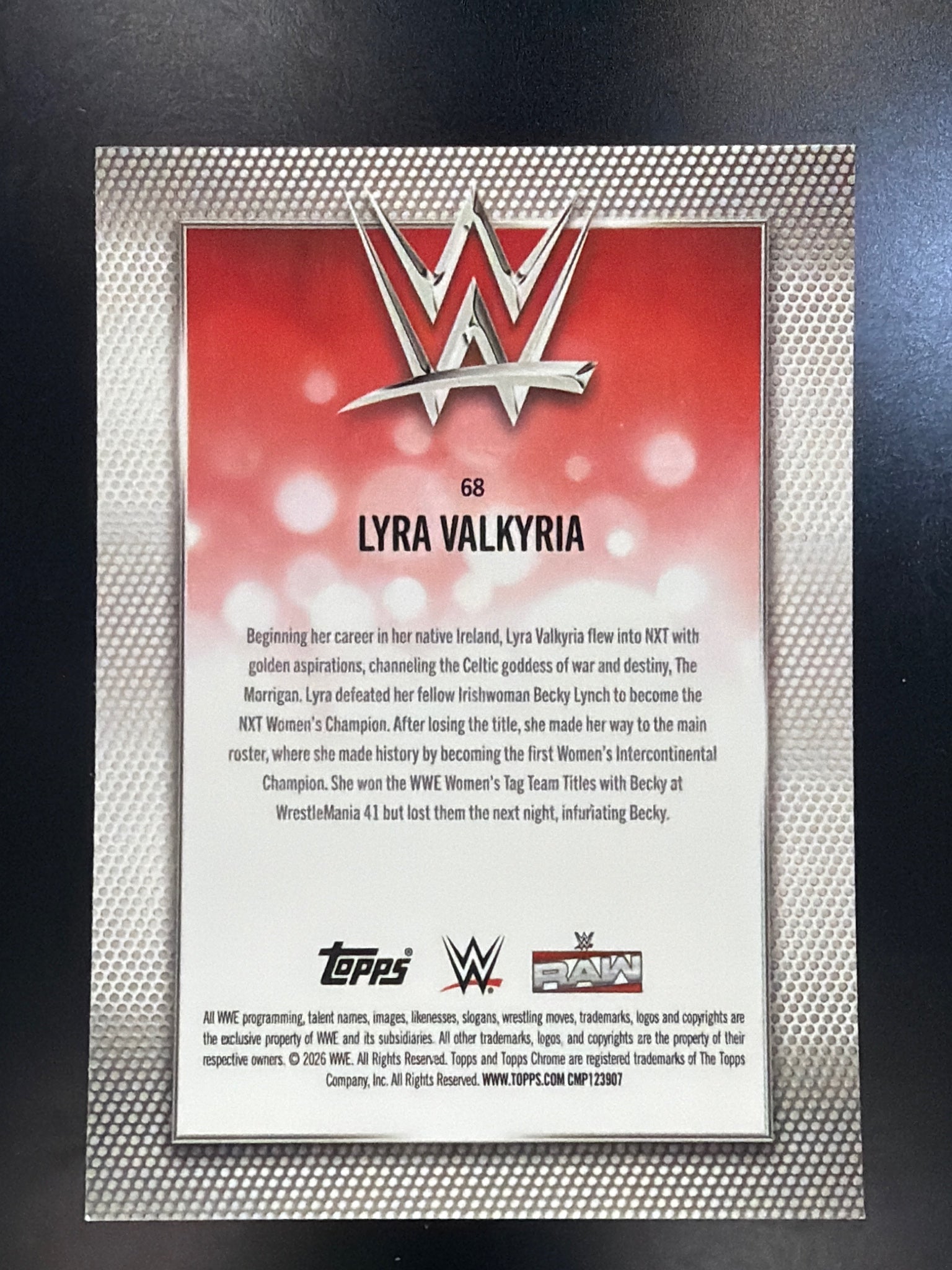 2026 Topps Chrome WWE #68 Lyra Valkyria Sonar Refractor