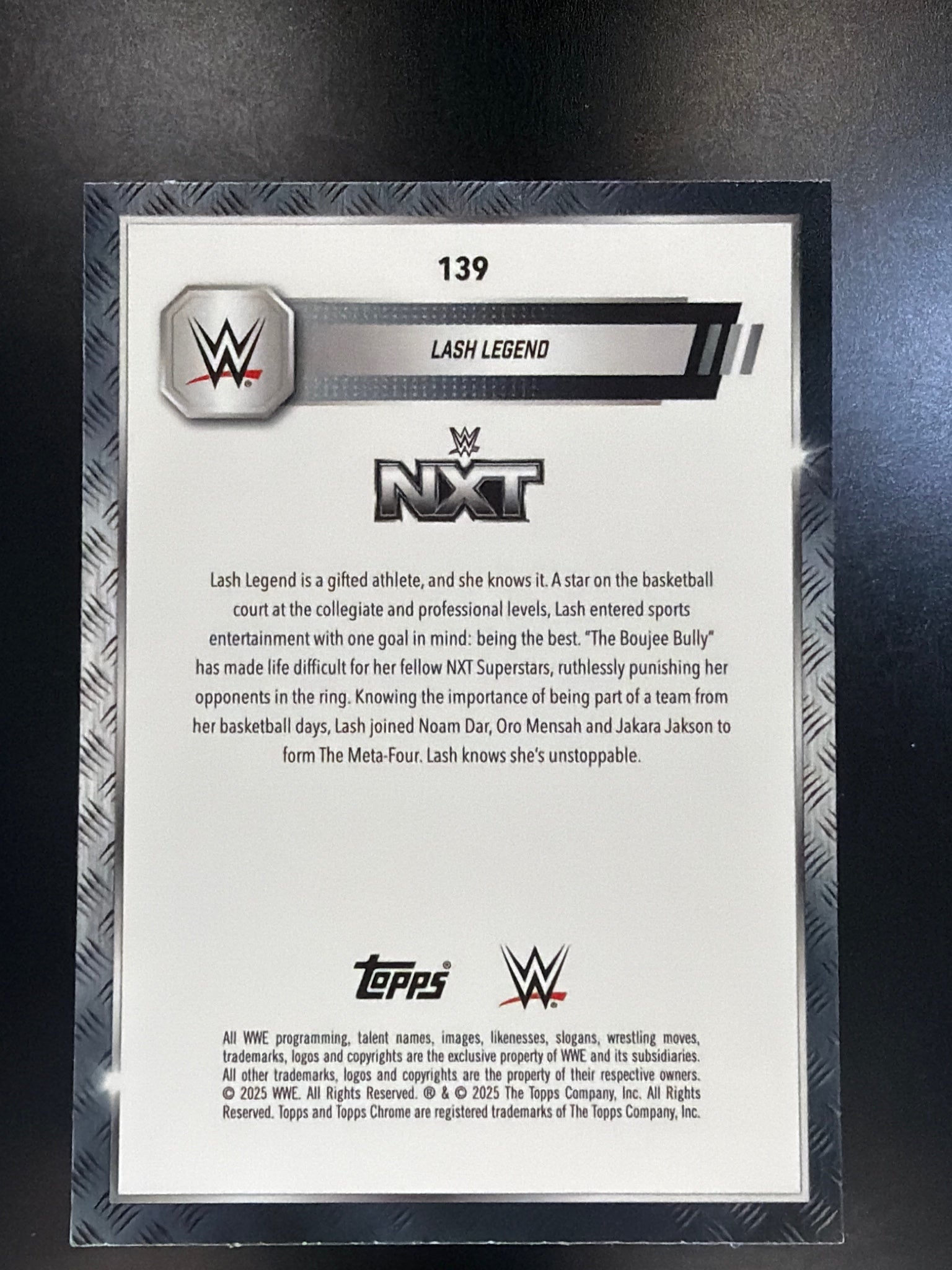 2025 Topps Chrome WWE #139 Lash Legend Speckle Refractor #/249