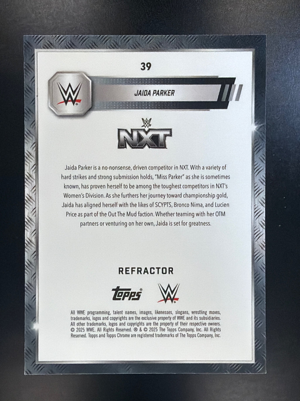 2025 Topps Chrome WWE #39 Jaida Parker Refractor