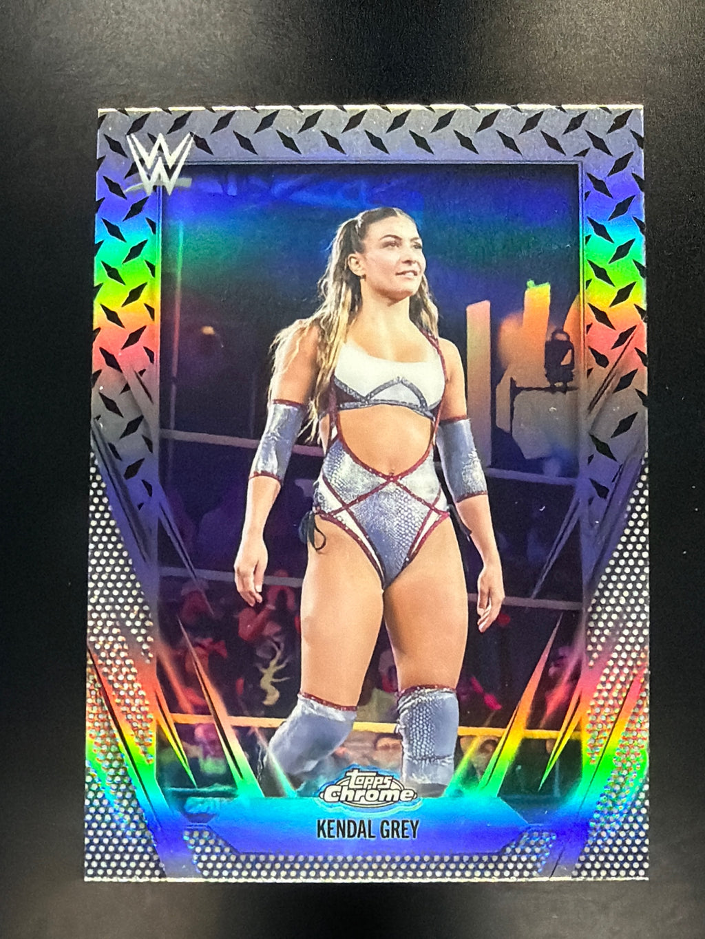 2026 Topps Chrome WWE #148 Kendal Grey Diamond Plate Refractor