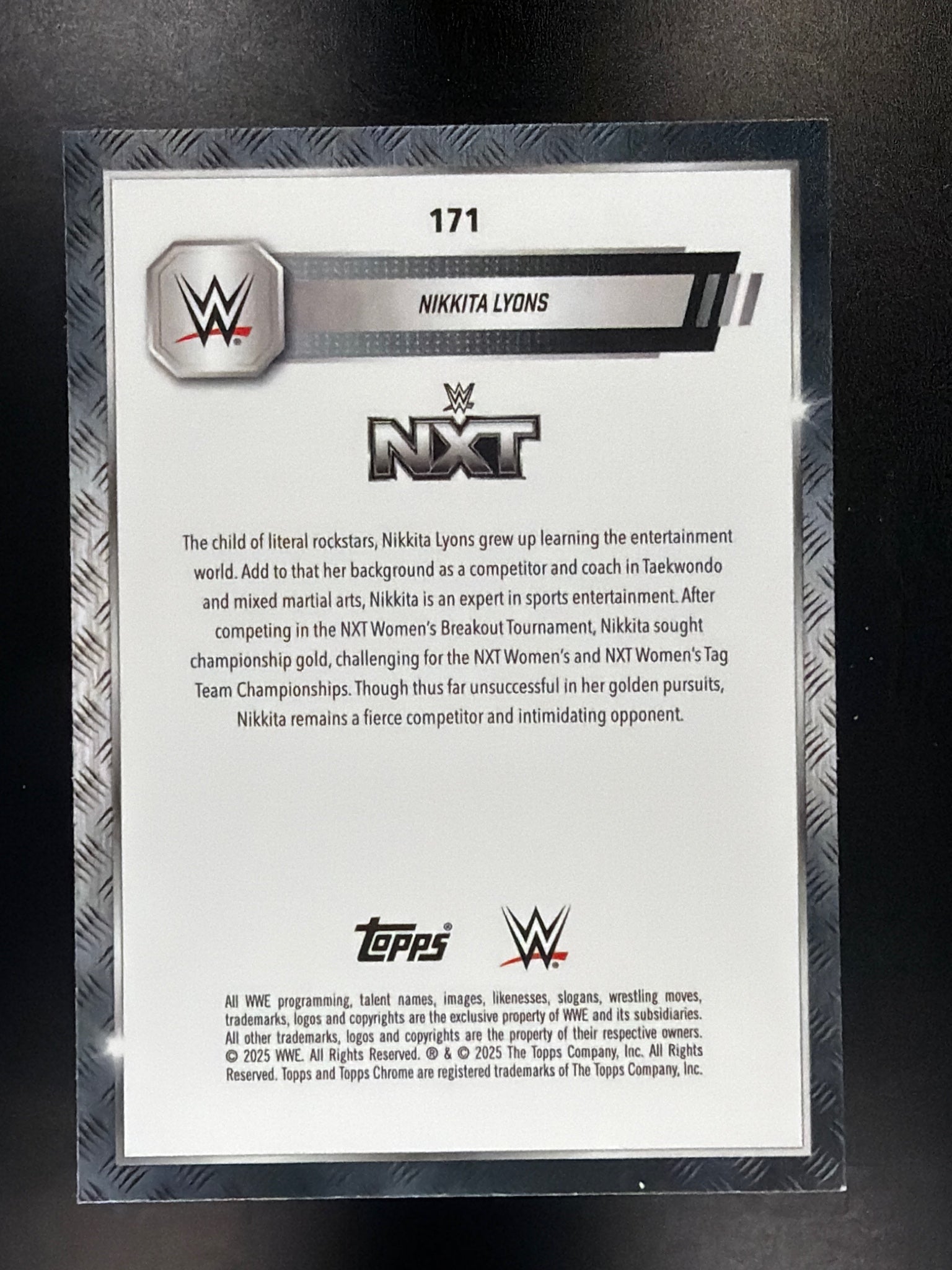 2025 Topps Chrome WWE #171 Nikkita Lyons Aqua Shimmer Refractor #/199