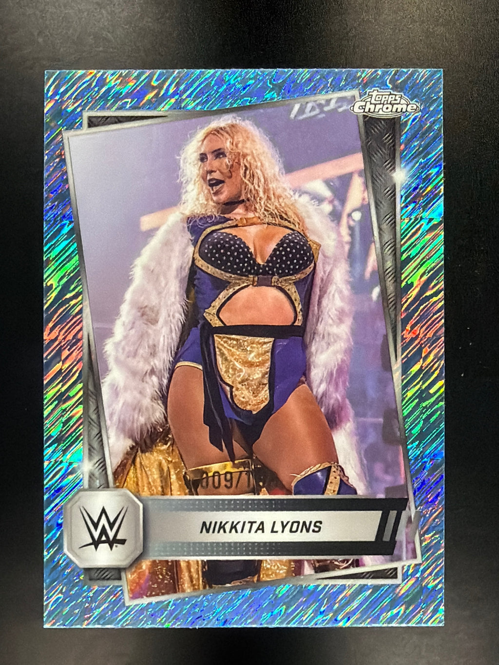 2025 Topps Chrome WWE #171 Nikkita Lyons Aqua Shimmer Refractor #/199