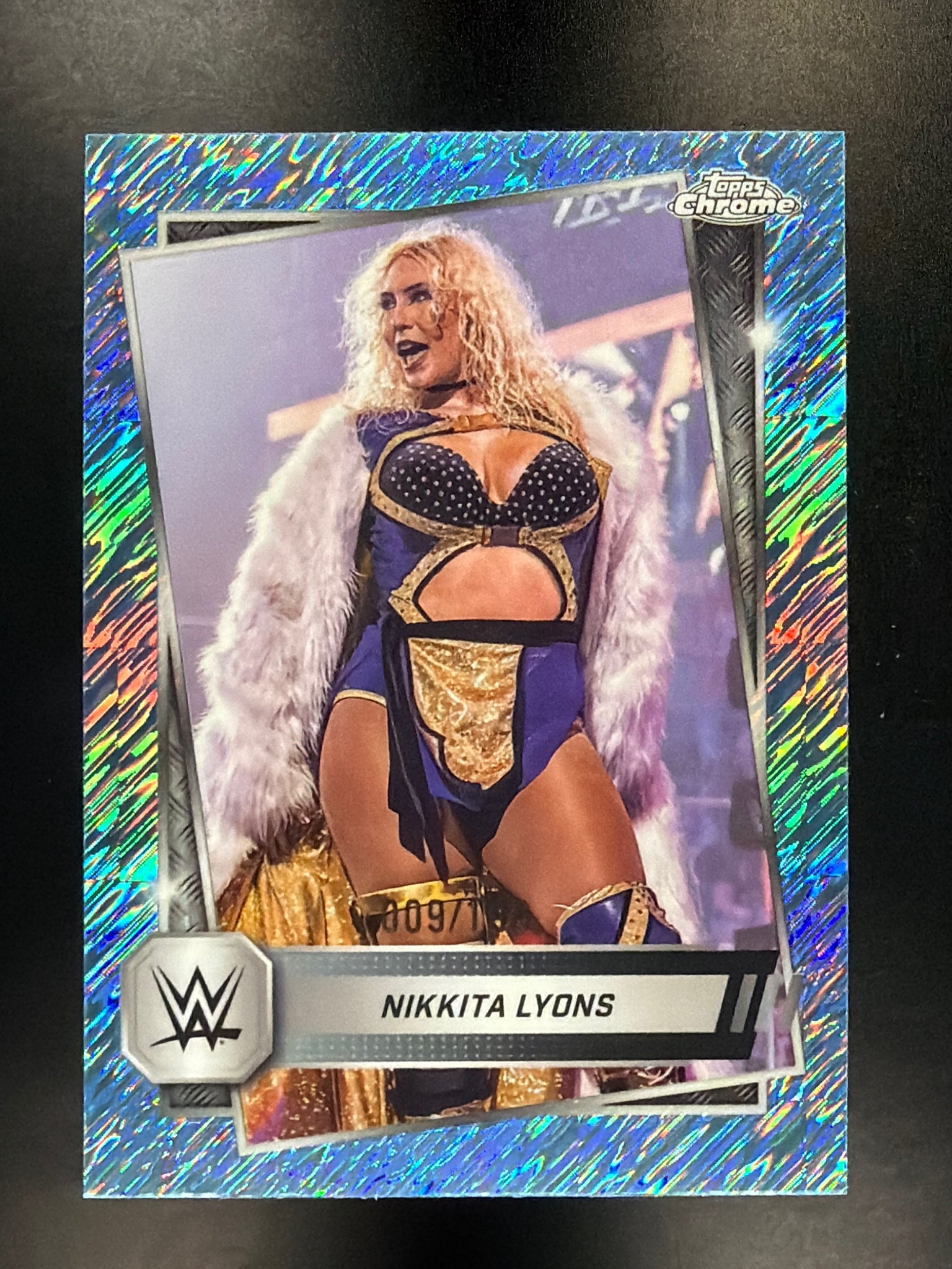 2025 Topps Chrome WWE #171 Nikkita Lyons Aqua Shimmer Refractor #/199