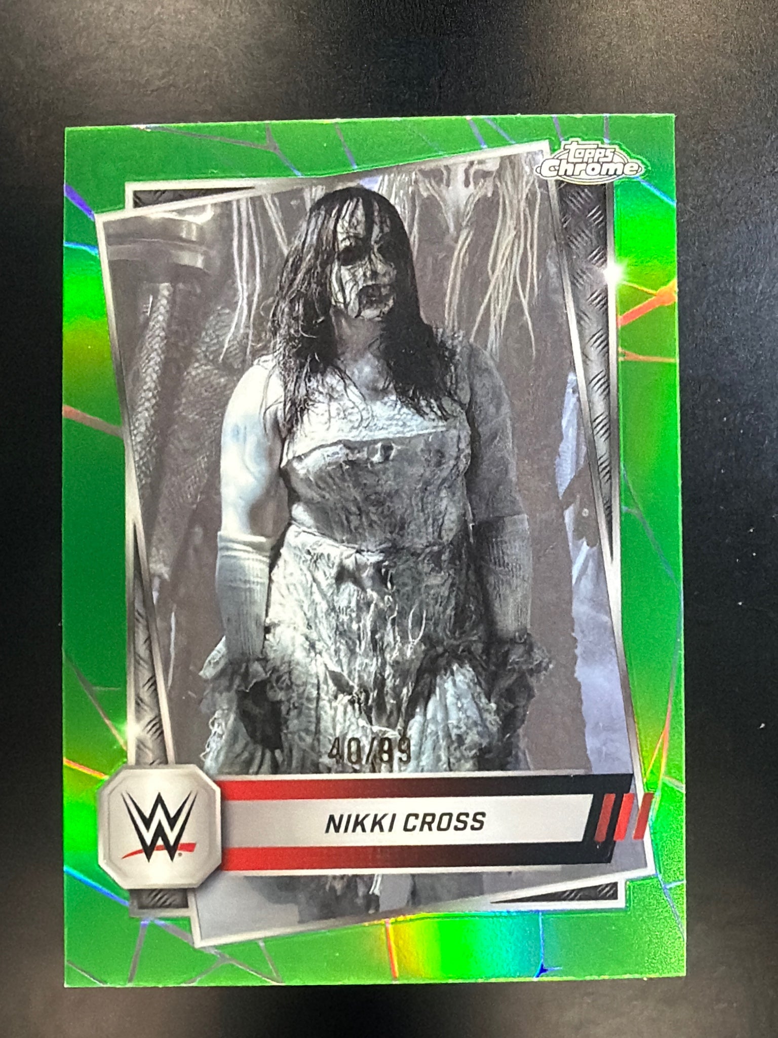 2025 Topps Chrome WWE #75 Nikki Cross Green Refractor #/99