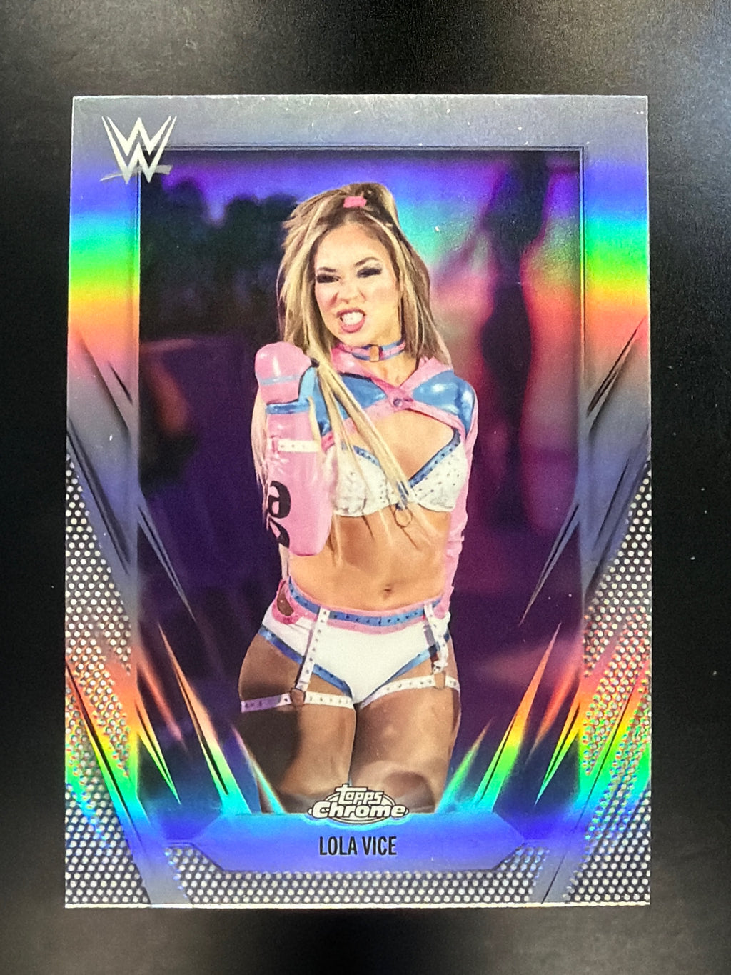 2026 Topps Chrome WWE #98 Lola Vice Refractor