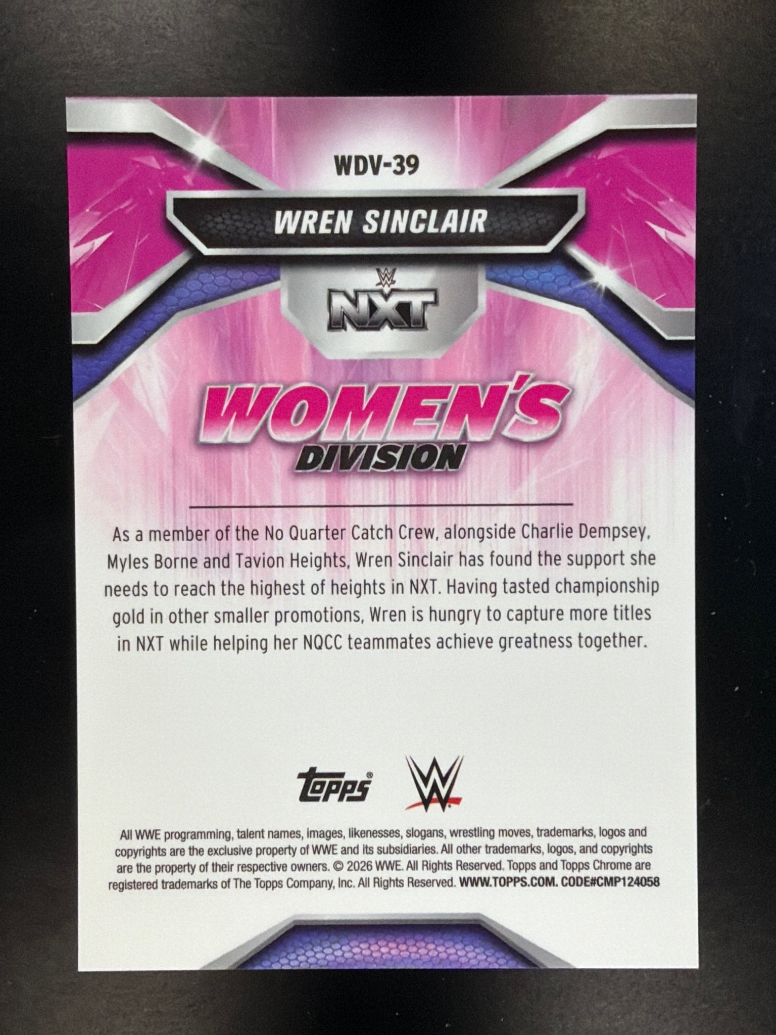 2026 Topps Chrome WWE #WDV-39 Wren Sinclair Women's Division Gold Refractor #/50