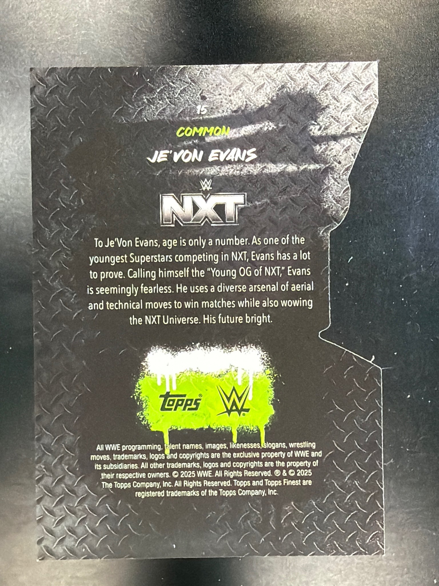 2025 Topps Finest WWE #15 Je'Von Evans Die Cut #/99