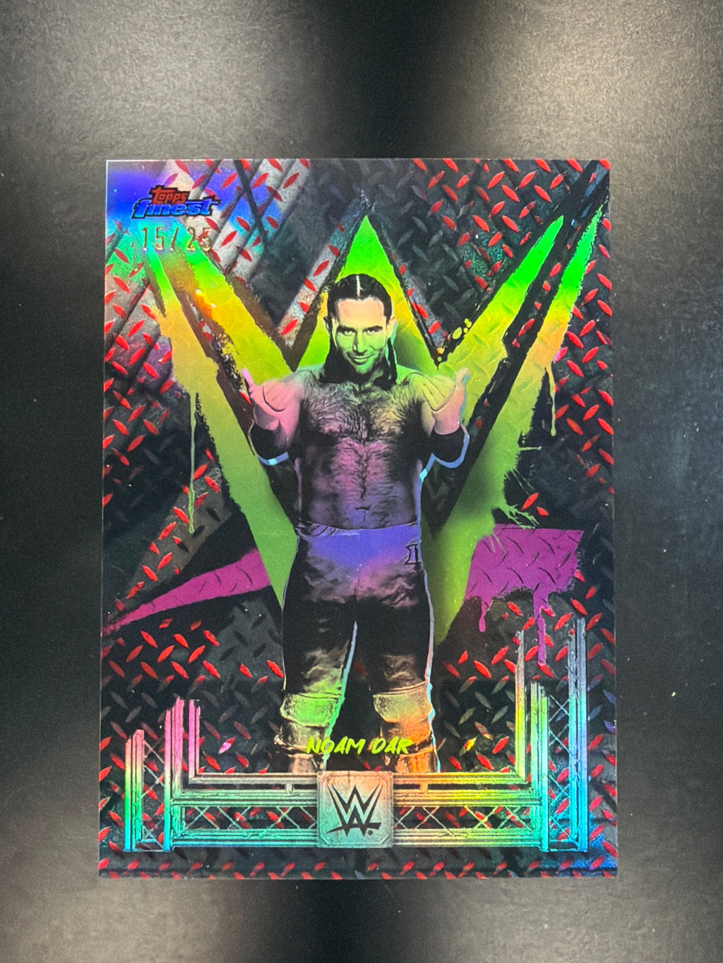 2025 Topps Finest WWE #46 Noam Dar Red/Black Vapor #/25