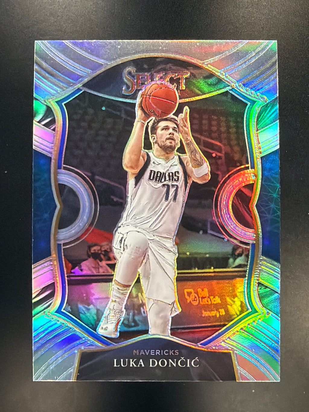 2020-21 Panini Select #15 Luka Doncic Silver Prizms