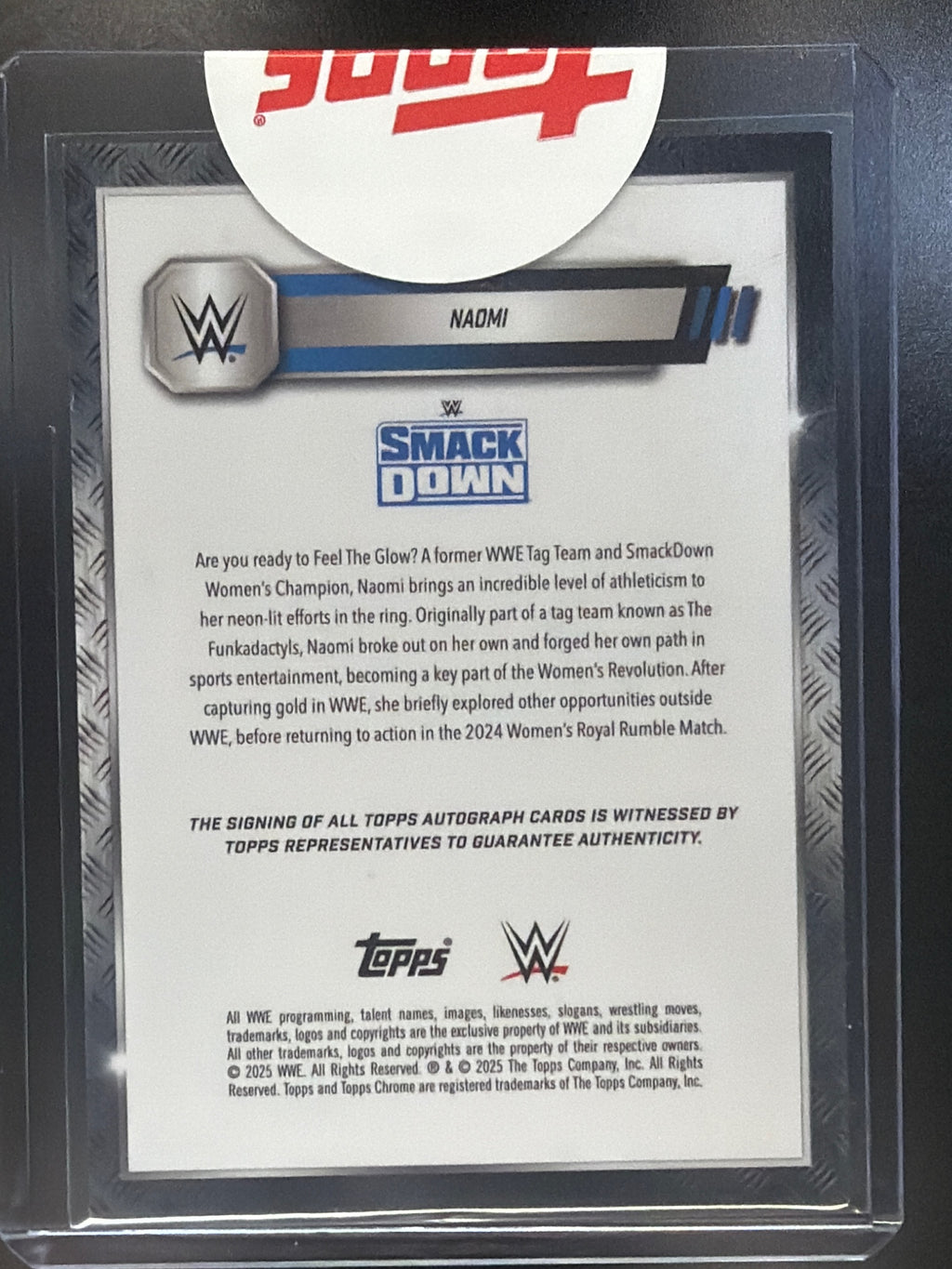 2025 Topps Chrome WWE #194 Naomi Autographs Gold Refractor #/50