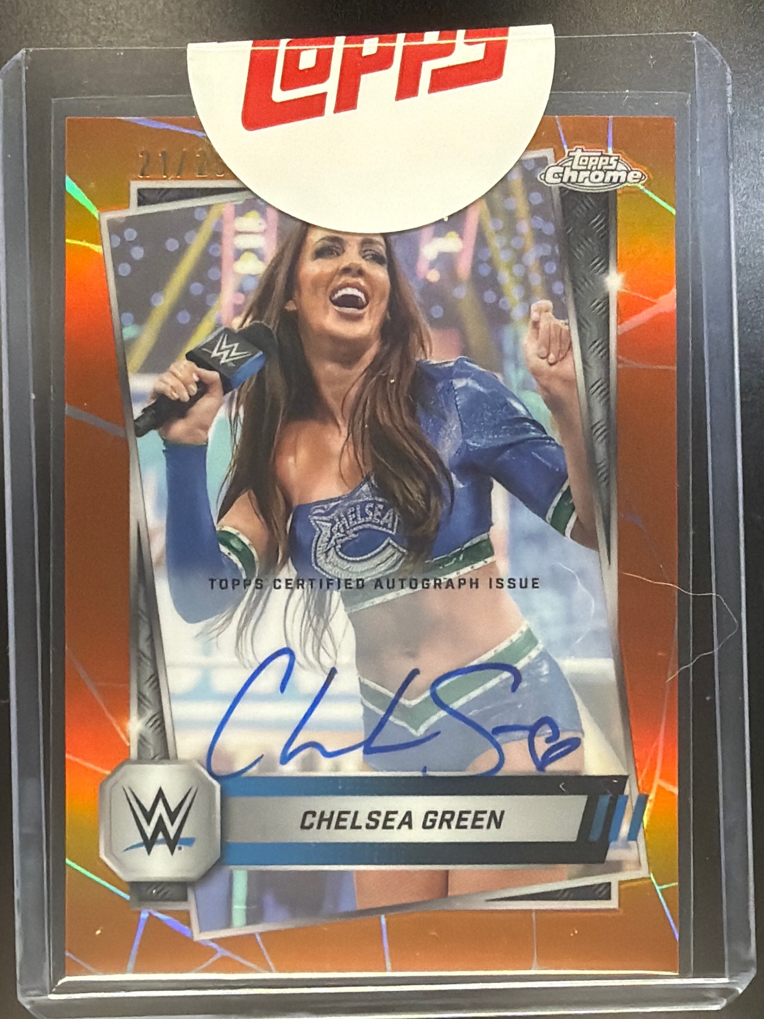 2025 Topps Chrome WWE #104 Chelsea Green Autographs Orange Refractor #/25