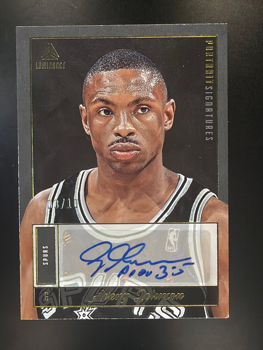 2022-23 Panini Chronicles #PS-AVJ Avery Johnson Portrait Signatures Gold #/10