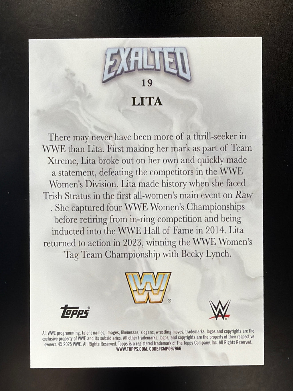 2025 Topps Exalted WWE #19 Lita