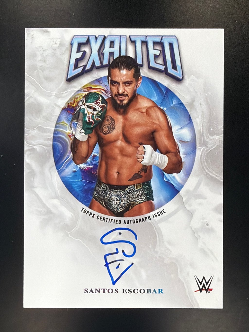 2025 Topps Exalted WWE #EXA-SAN Santos Escobar Exalted Autographs