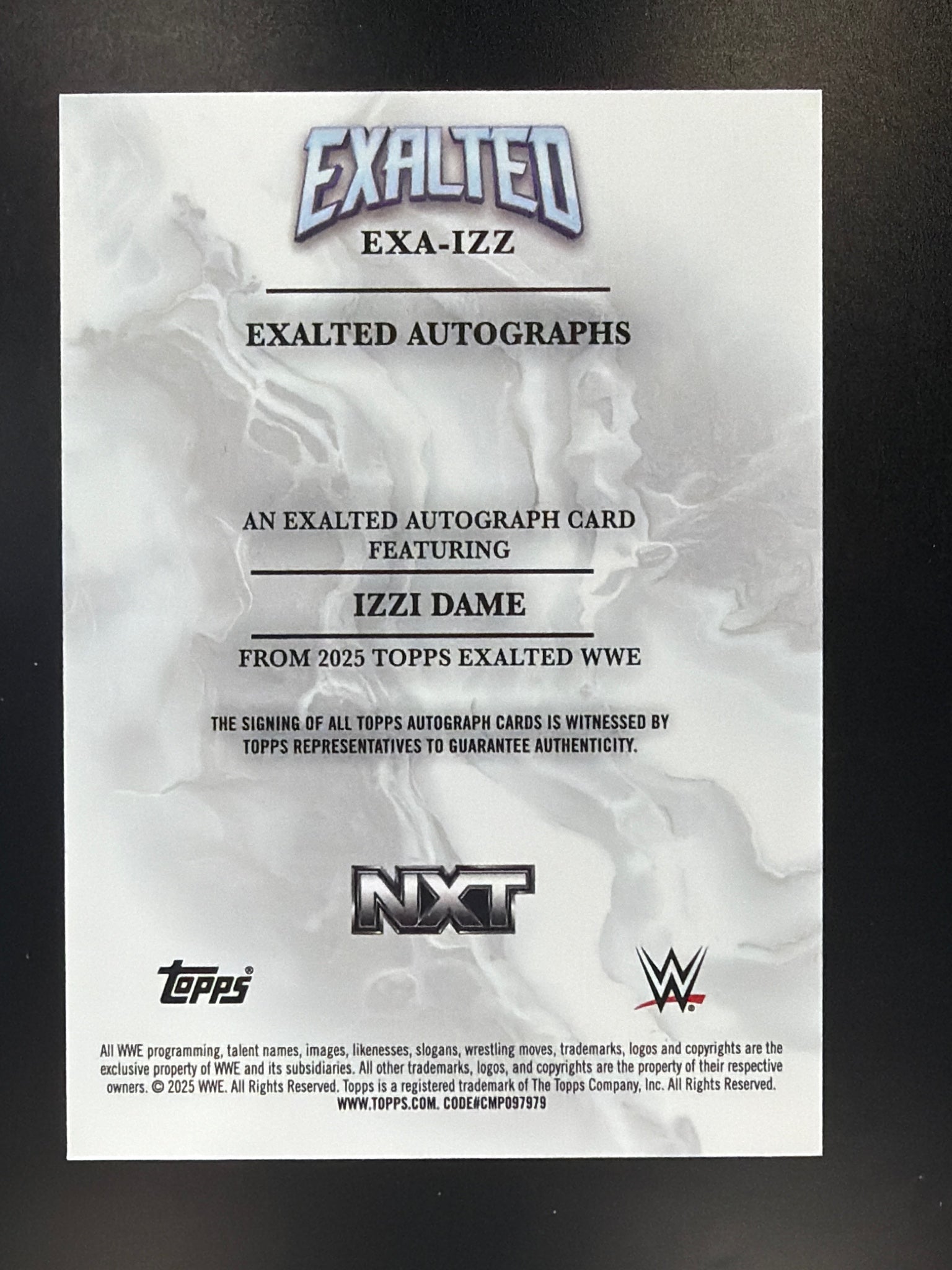 2025 Topps Exalted WWE #EXA-IZZ Izzi Dame Exalted Autographs