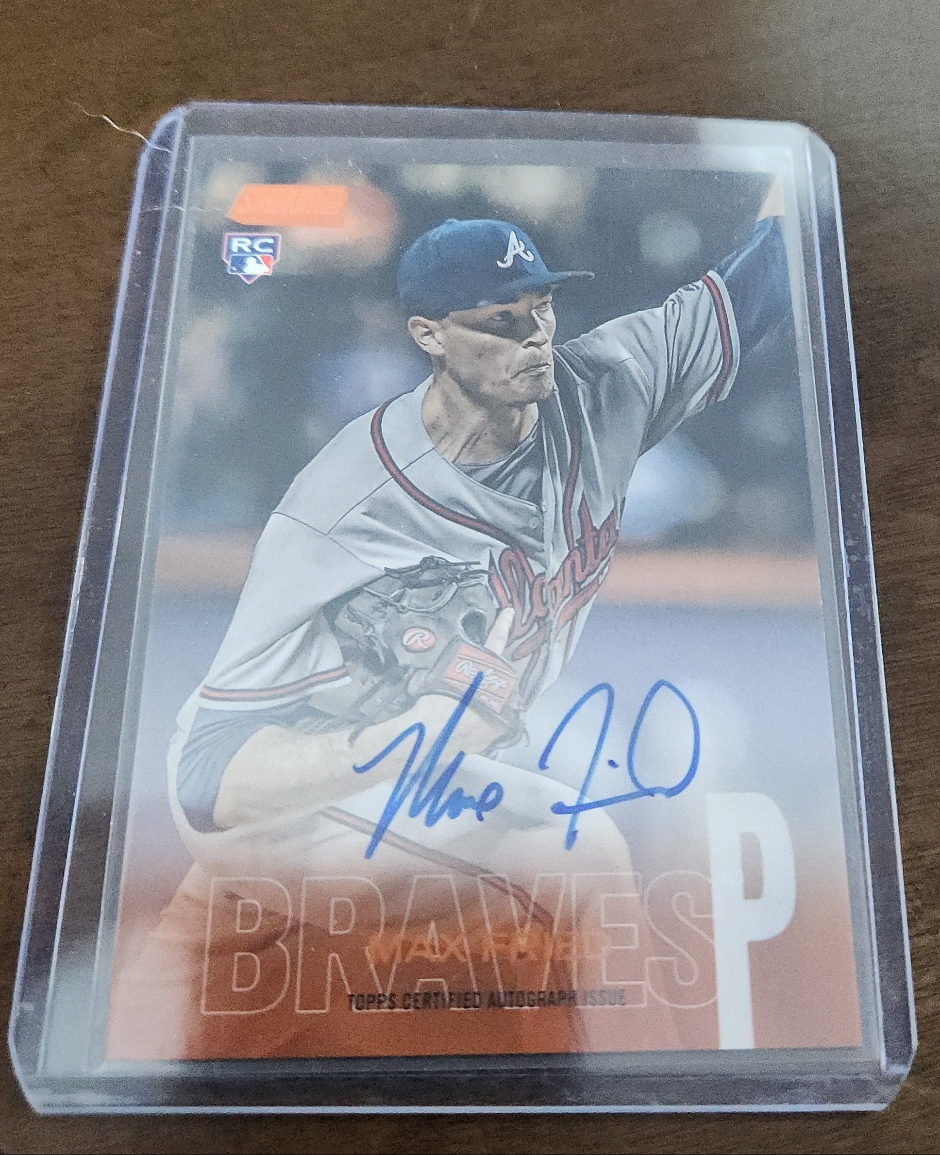 Baseball trading card of Max Fried on the Atlanta Braves with an on-card autograph